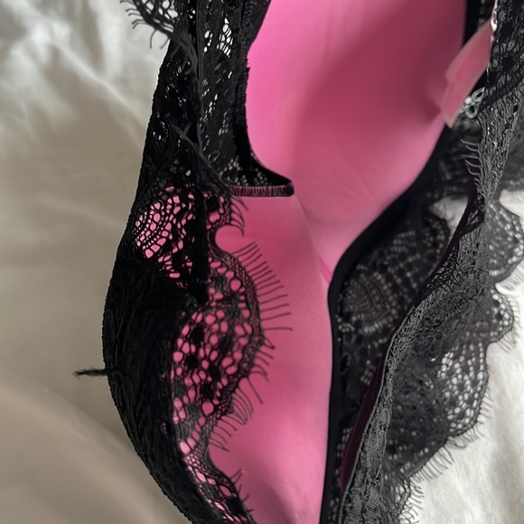 Victoria Secret’s PINK bralette - Picture 6 of 7